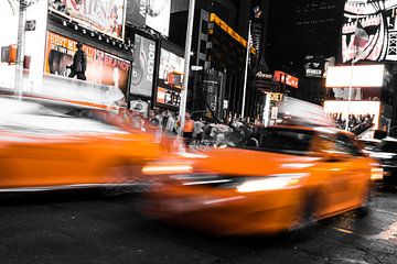 Gelbes Taxi am New Yorker Time Square von Celina Dorrestein