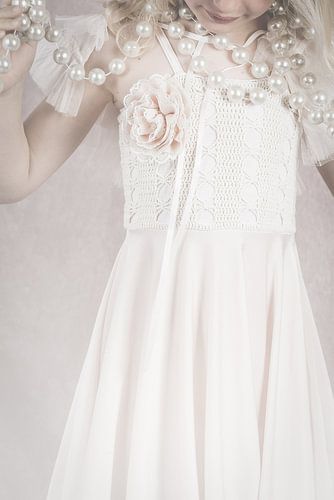 Meisjes willen enkel parels I van Cindy Van den Broecke