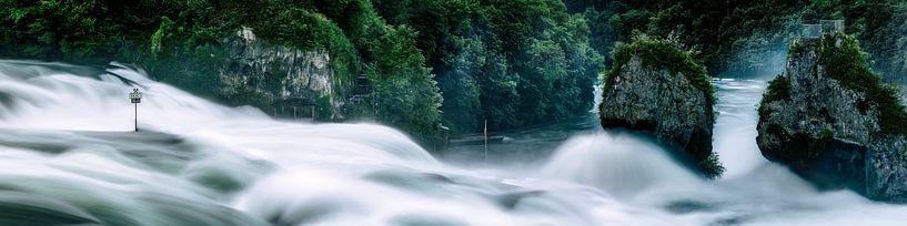 Chutes du Rhin de Schaffhouse, au bord du lac de Constance. par Voss photographie