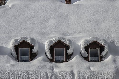 Verschneite Dachgauben