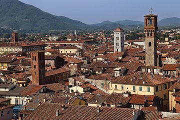 Stadsgezicht van Lucca in Italië