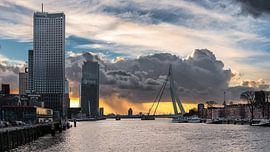 Skyline Rotterdam in unique weather by Prachtig Rotterdam