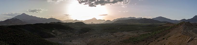 Berge im Iran von Daan Kloeg