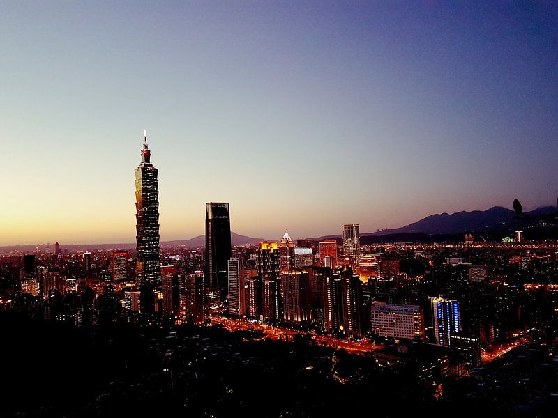 Taipei by Hello Pompoyo