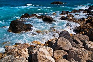 Meditatieve kracht van de zee aan de oostkust van Sicilië van Silva Wischeropp