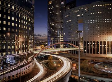 Paris la Défense by night 35 by Serge Sautereau