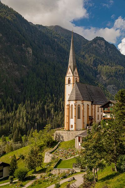 Kerk van Heiligenblut, Karinthië (Oostenrijk) van Laura V