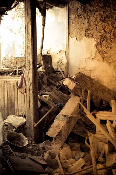 Ruins II von Bram van Kattenbroek