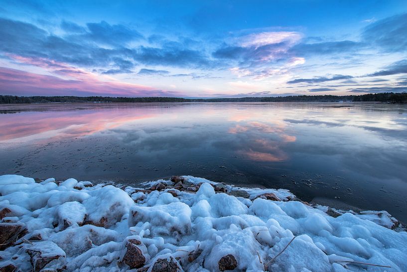 Winterlicher See von Marc Hollenberg