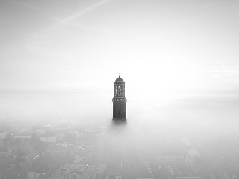 Le Peppermill de Zwolle dans la brume par Bas van der Gronde