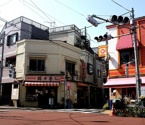 'Ueno', Tokyo- Japan by Martine Joanne