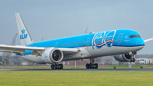 Landung der KLM Boeing 787-10 Dreamliner.