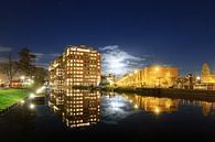 Leiden Roomburg reflectie met volle maan van Dennis van de Water thumbnail