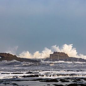 Branding van de oceaan aan de kust van Essaouira van Guido Rooseleer