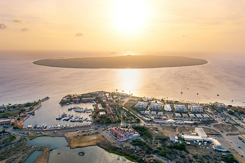 Kralendijk surplombe Klein Bonaire