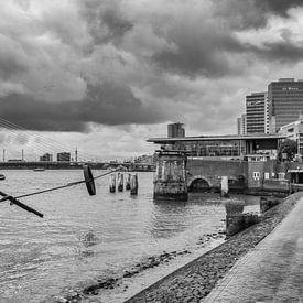 Storm boven Rotterdam van Danny van Vessem