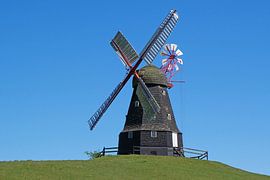 Oude molen op Langeland van Reinhard  Pantke