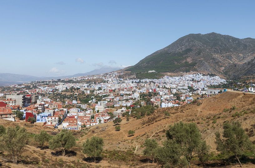 Uitzicht op  stad Chefchaouen Marokko van Marcel Kerdijk