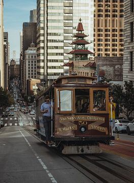 Kabeltram in San Francisco | Reisfotografie | Californië, U.S.A. van Sanne Dost