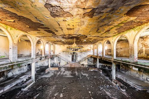 Lost Place - Italian ballroom
