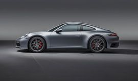 Porsche 911 Carrera 4S, voiture de sport.