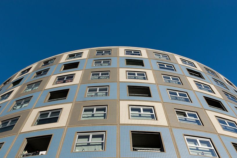 Close up van De Peperklip, een mooi appartementengebouw in Rotterdam van Patrick Verhoef