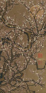 Japanischer Vintage-Druck. Pflaumenblüte bei Vollmond in Braun