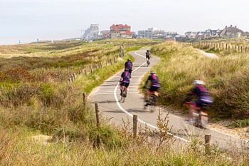 Radfahrer in den Dünen