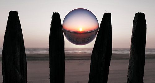 Lensball sunset at Bloemendaal