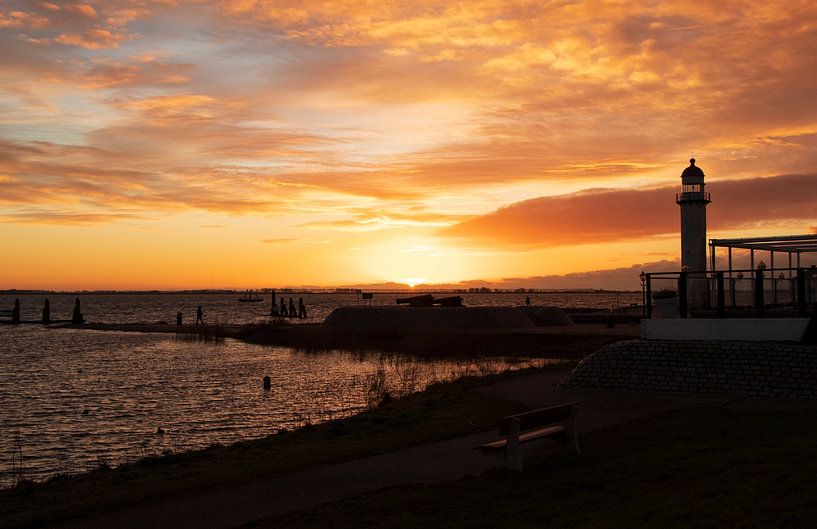 zonsondergang in Hellevoetsluis van Anita van Gijn