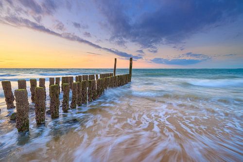 Silence of the Sea - Zonsondergang op het strand van Dishoek, The Netherlands