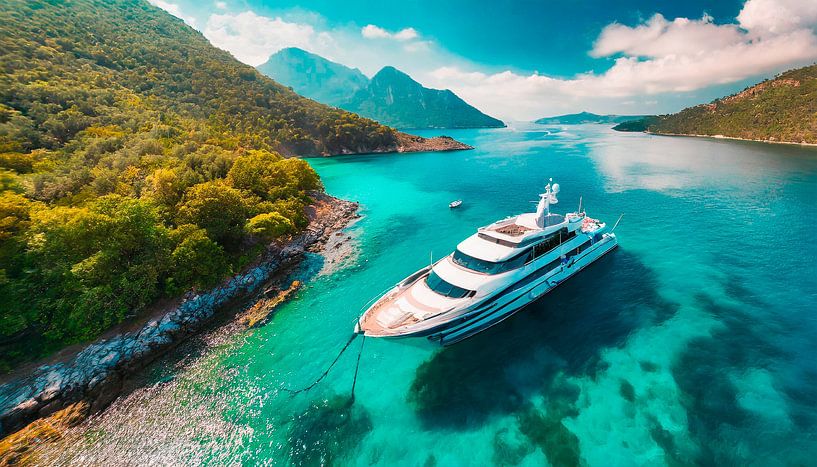 Dream holidays with luxury ship by Mustafa Kurnaz
