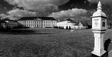 Schloss Bellevue Berlin with historical fire alarm by Frank Herrmann