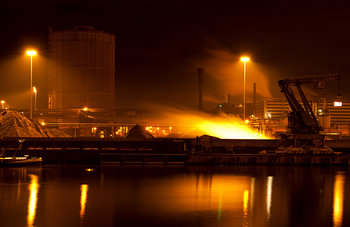 IJmuiden by night