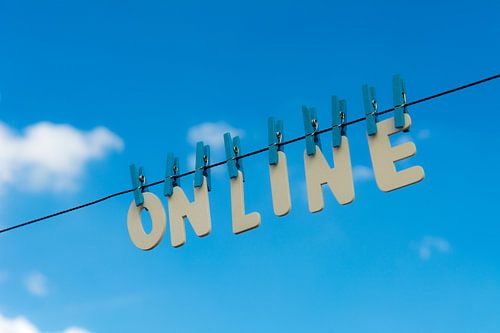 online aan de waslijn