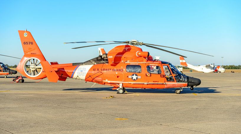U.S. Coast Guard Aérospatiale MH-65D Dolphin. van Jaap van den Berg