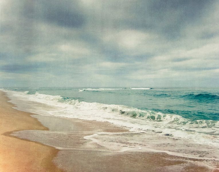 Waves on the Atlantic beach by Dirk Wüstenhagen