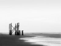 paaltjes op strand