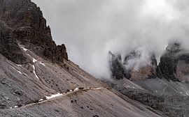 Der Weg zu den drei Jahreszeiten / Tre Cime in den Dolomiten von Michael Fousert