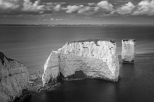 Old Harry Rocks in Schwarz und Weiß