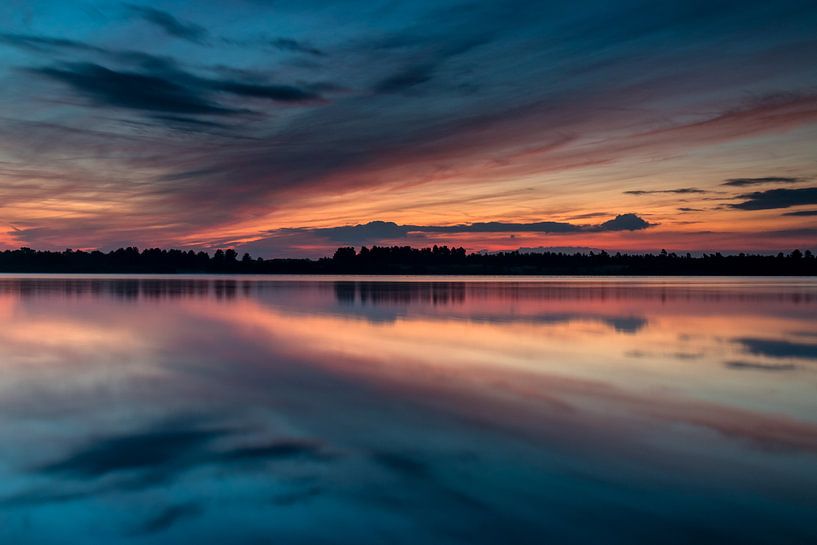 Painted Sky Reflections van William Mevissen