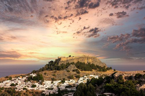 The Acropolis of Lindos by EstefanoOnatrac