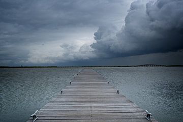 Scaffolding and threatening cloud formation by Theo Felten