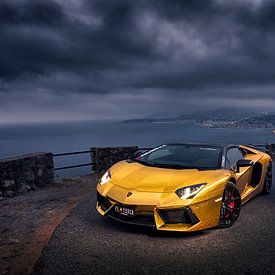 Golden Lamborghini Aventador by Ansho Bijlmakers