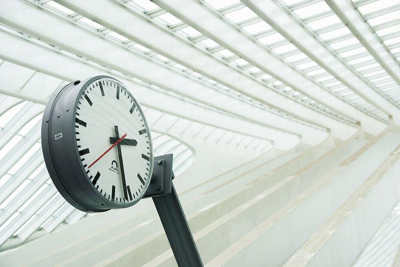 Bahnhof Lüttich Guillemins Uhr von Bas Mandos