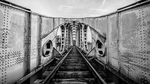 Die alte Eisenbahnbrücke