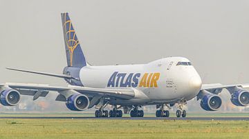 Atlas Air Boeing 747-400F Frachtflugzeug. von Jaap van den Berg