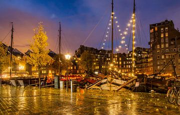 The Old Harbour in the rain by Frans Blok