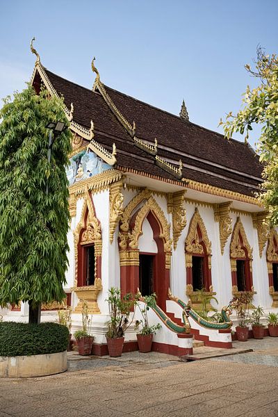 The sacred architecture of Wat Luang in Pakse by Frank Photos