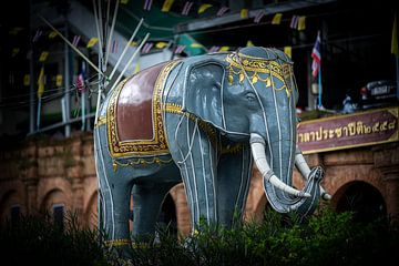 Anmutiger Elefant: Symbol für Thailand von Franklin Driessen